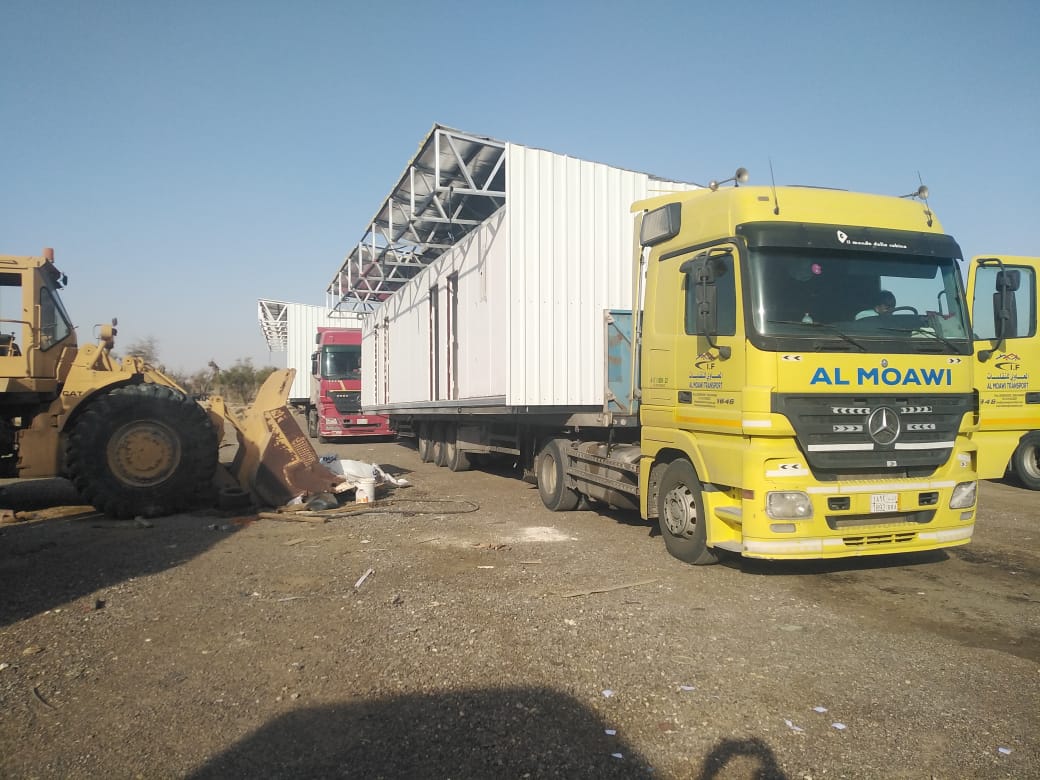 Transportation / loading & unloading-multiple-image